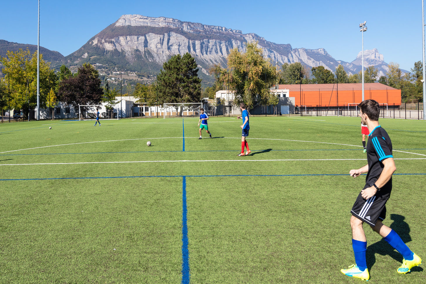 Terrains de foot synthétiques